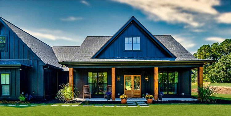 A Modern Farmhouse with Split Bedrooms, Open Living, and a Side-Entry Garage